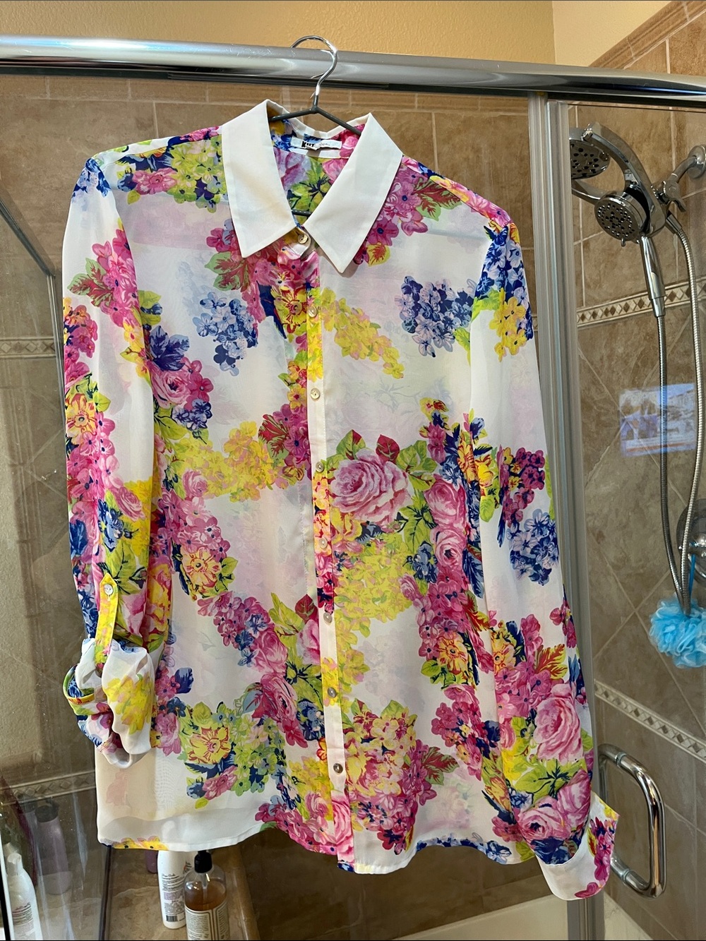 Kut from the Kloth White Blouse with Pink, Yellow, Blue and Green Floral Lining